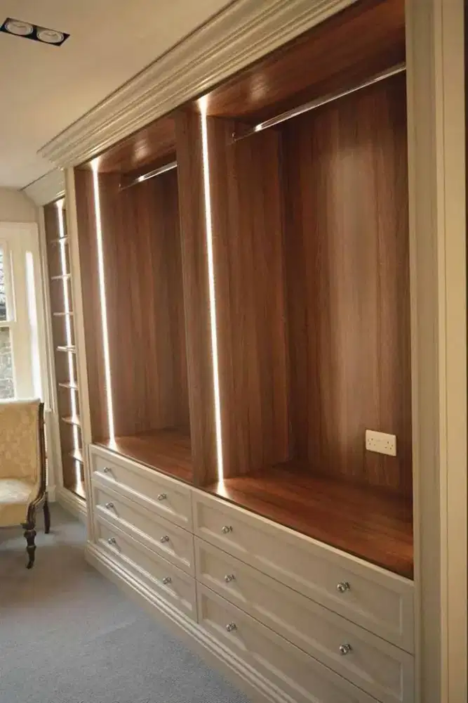 Lemari pakaian , Tempat tidur , Meja rias , Kitchen set