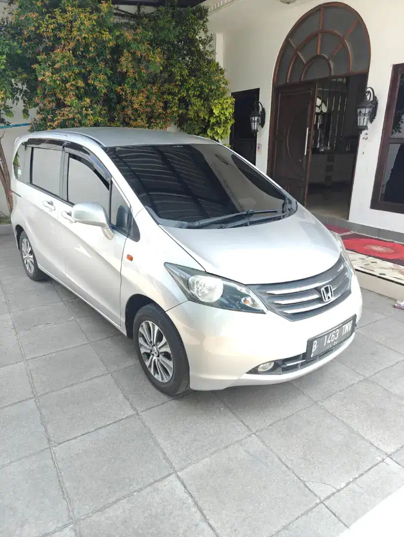 Honda Freed psd