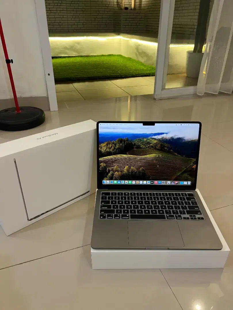 Macbook Air M2 Gray 8/256