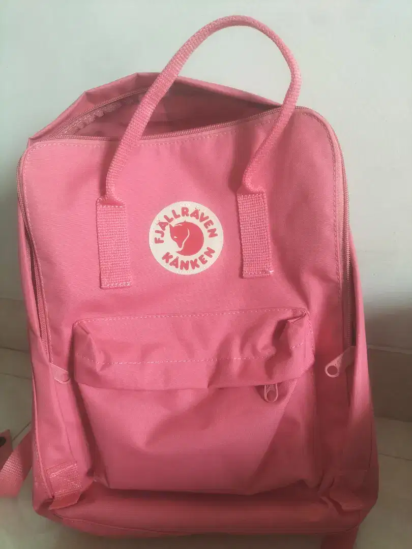 Tas ransel wanita