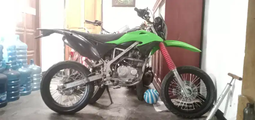 Kaeasaki klx 2009