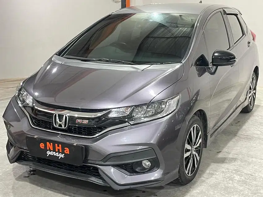 Honda JAZZ RS CVT A/T 2019.. eNHa garage Semarang..