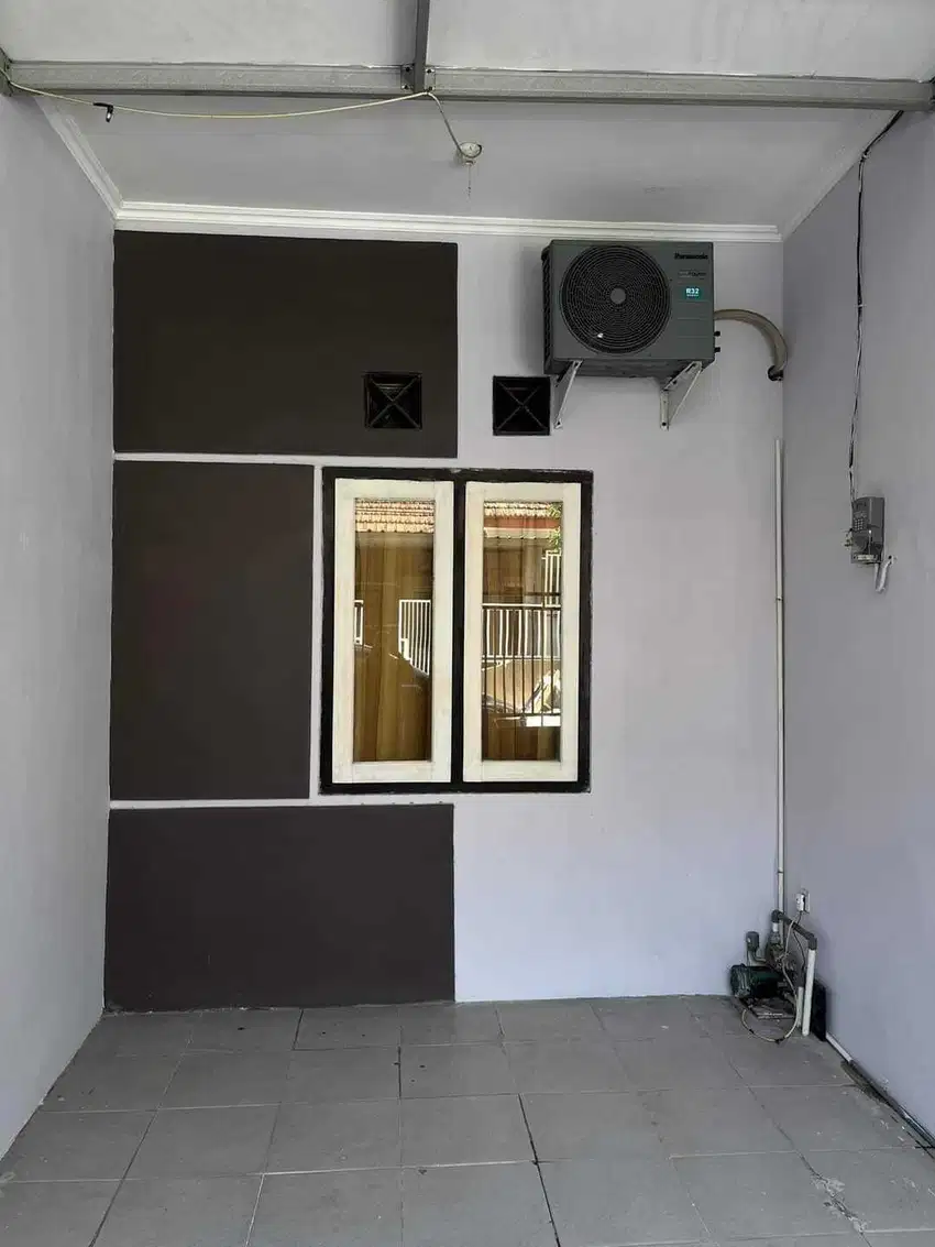 Disewakan Rumah 1.5 Lantai Furnish Siap Huni Di Keputih Surabaya