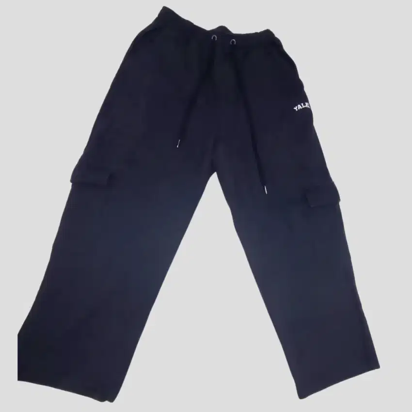 CELANA CARGO BRAND YALE