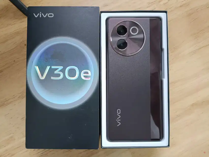 Vivo V30e 5G Brown 8/128gb Fulset Super Mulus Garansi Nasional