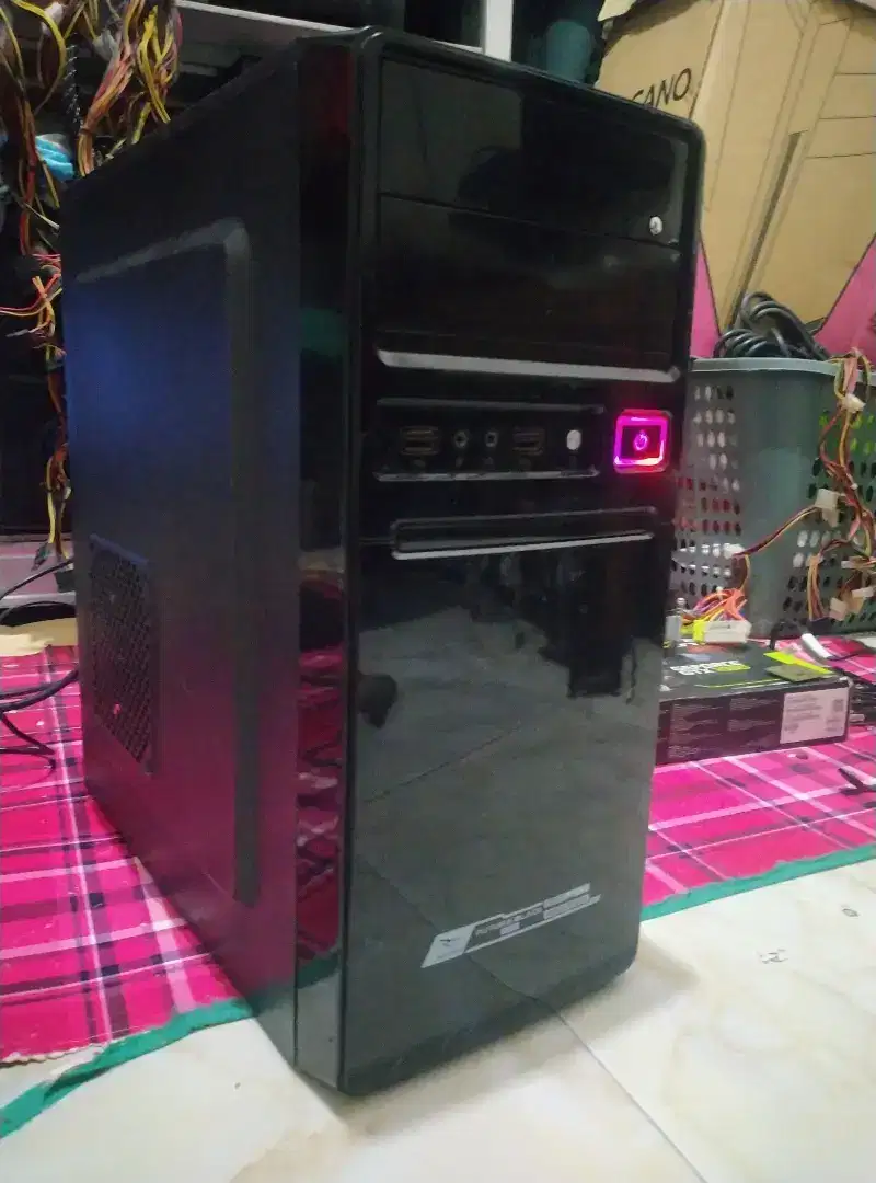 PC Gaming desain murah Core i5 8gb Vga 2gb gress ngebut