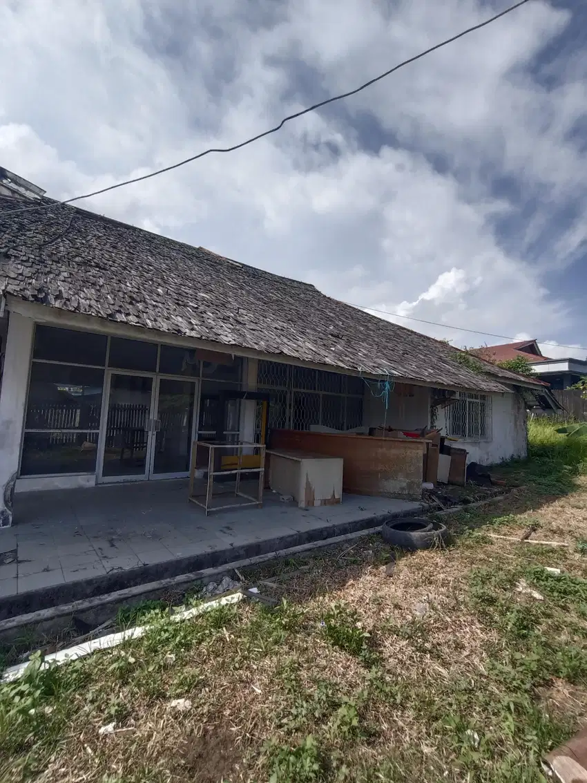 Dijual rumah tanah Luas gn bakaran