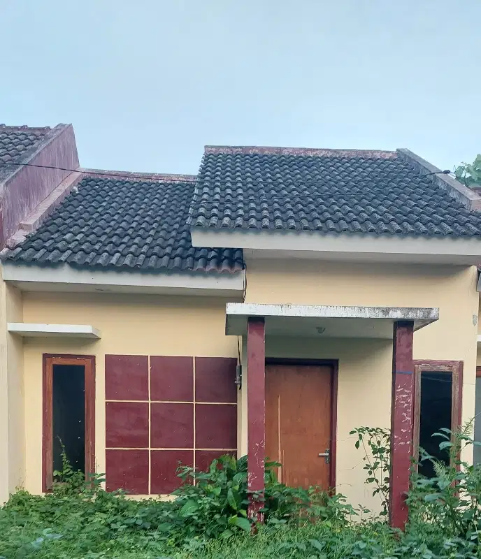 Disewakan rumah karanganyar ambulu jember