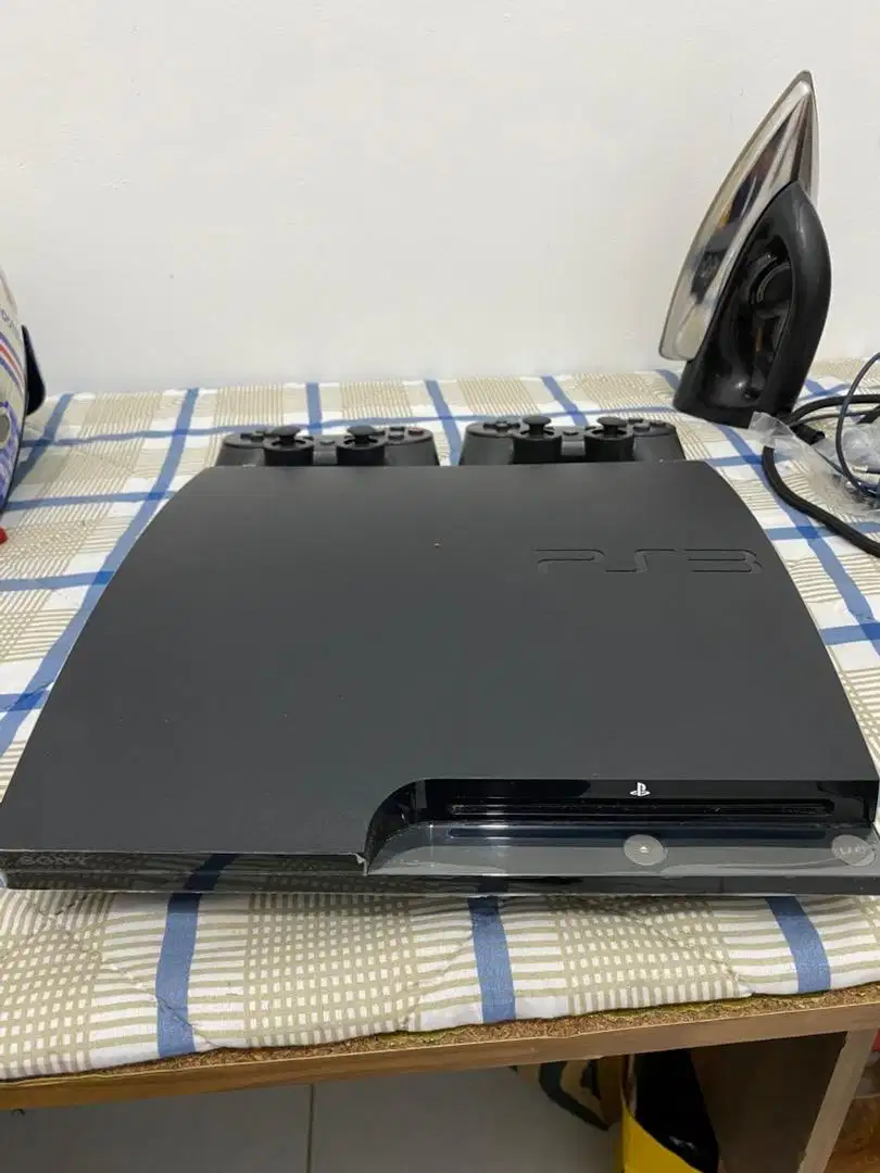 PS 3 Slim 500GB