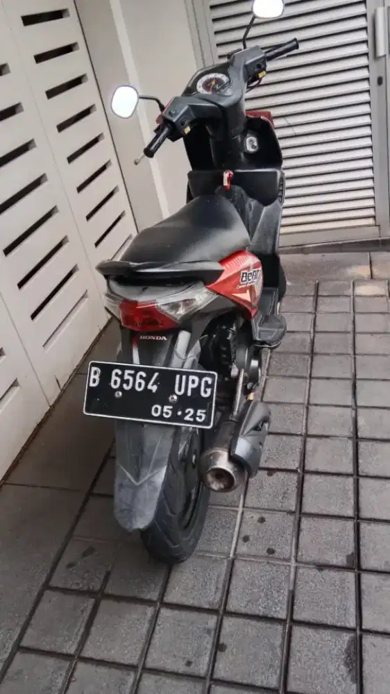 Jual beat 2010 merah