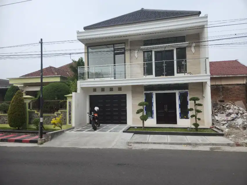 JUAL RUMAH MODERN BENDOGERIT KOTA BLITAR