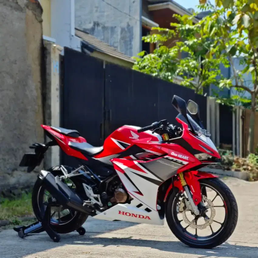 HONDA CBR 150R ABS RED RACING TAHUN 2021 LOW KM, MULUS‼️