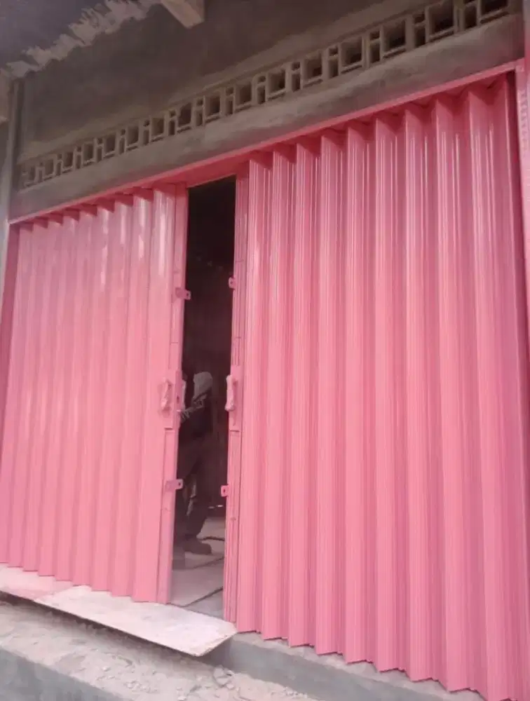 Folding gate & kusen aluminium