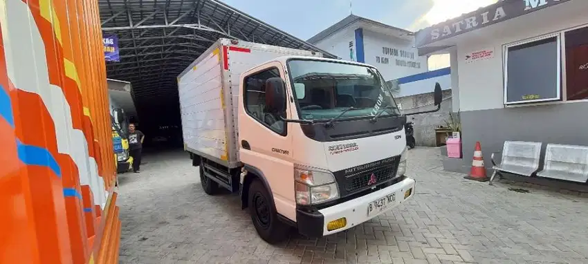 Mitsubishi Colt Diesel FE71 110PS 4R + Box Alumunium - 2018 - terawat