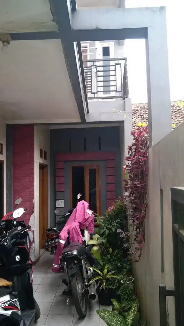 Di Jual Rumah Pribadi Luas Tanah 98m² 7 tumbak