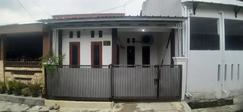 Disewakan rumah permata tahap 3 blok D10 no 5 permata Harjamukti