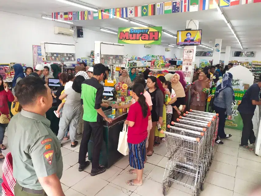 Ruko gandeng tipar cakung bonus usaha minimarket dan apotek