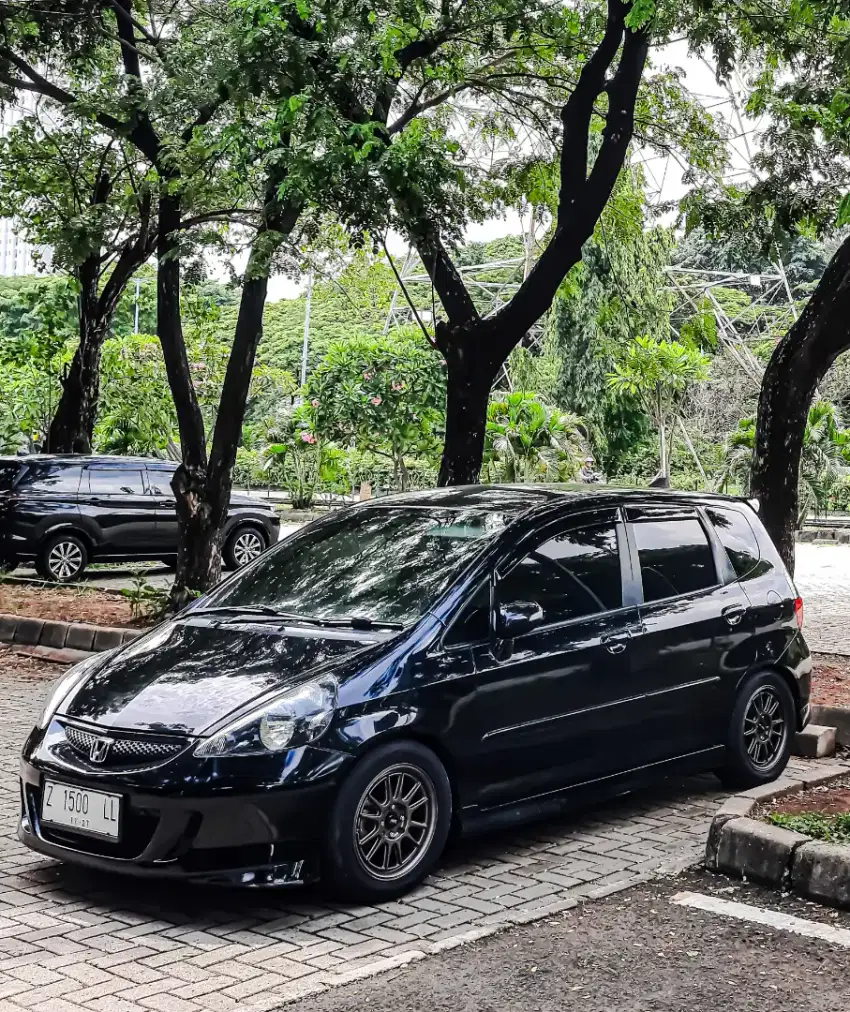 Honda Jazz Vtec MMC (Top Grade)