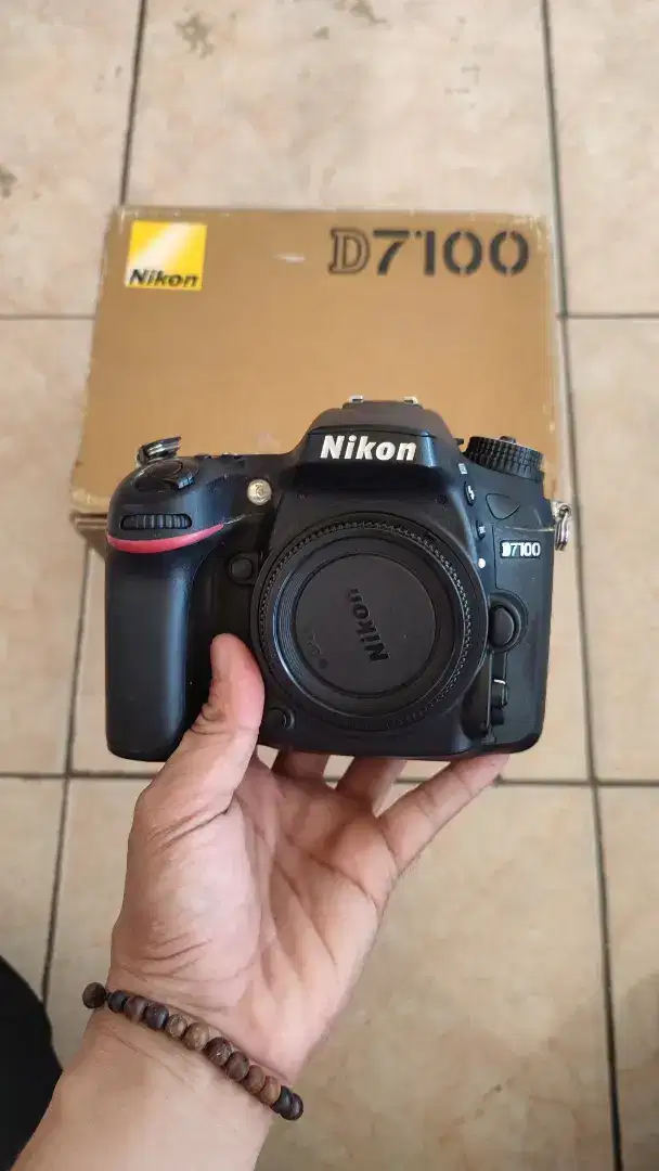 NIKON D7100 + LENSA FIX 50MM+ TELE TAMRON 70 300MM