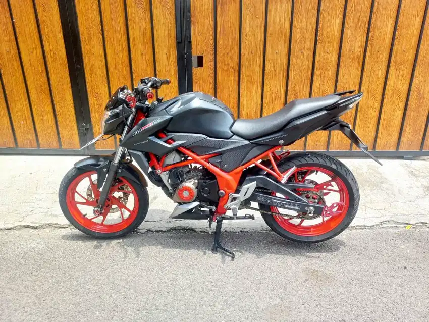 CB150R Streetfire 2017 Cash/Kredit DP 500rb