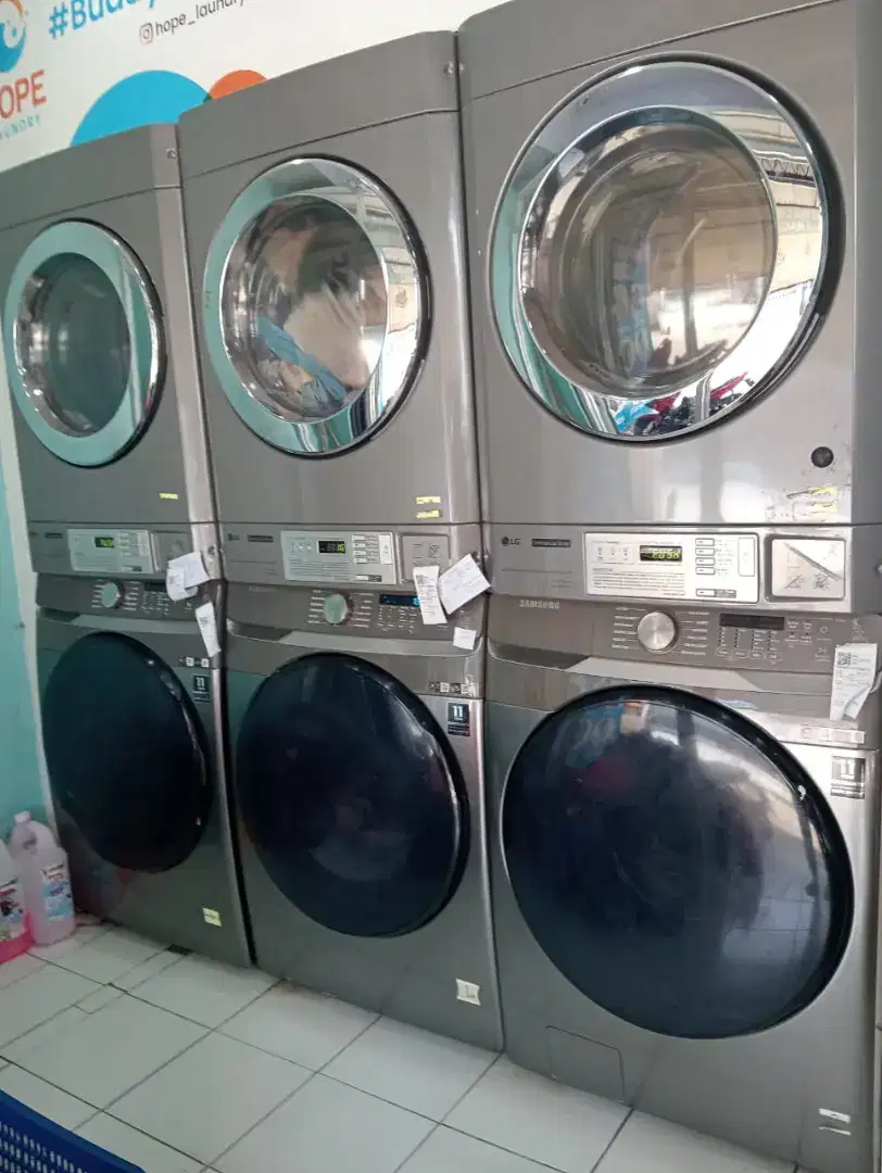 Karyawan laundry