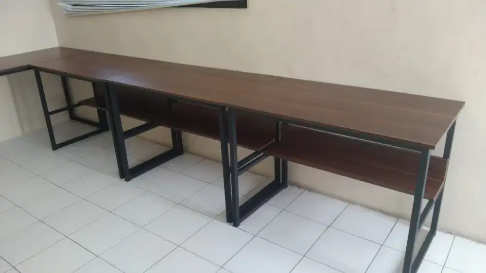 Meja kerja +rak (bisa custom)