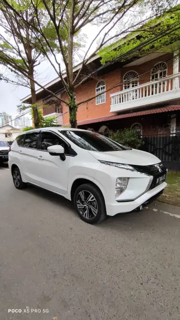 Xpander Exceed MT 2021 Manual Putih