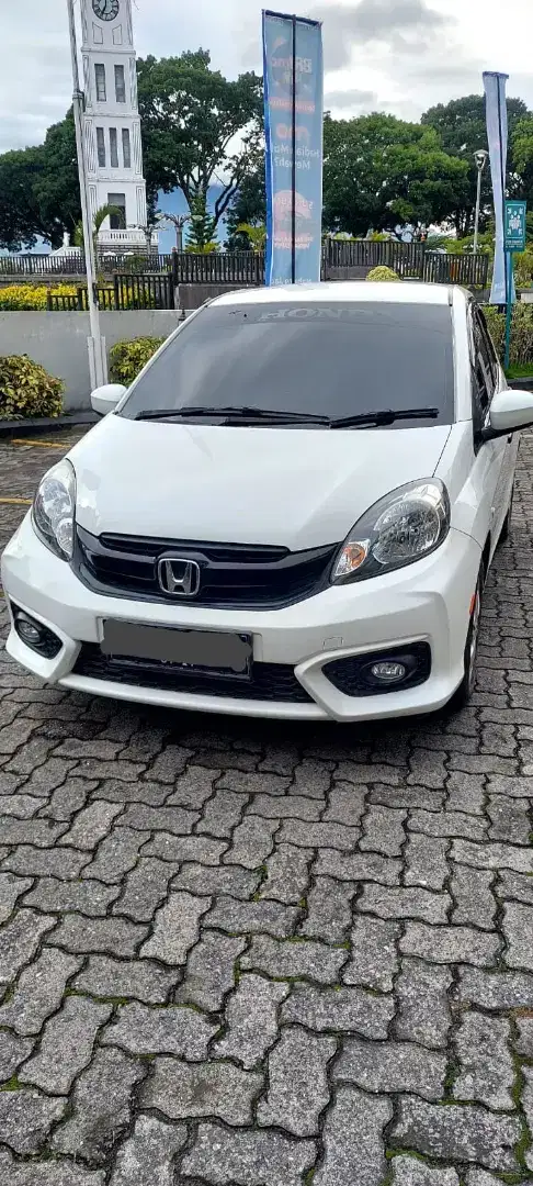 HONDA BRIO TYPE  E  CVT TH 2016