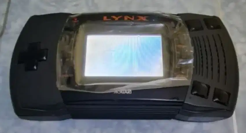 Handheld Atari LYNX