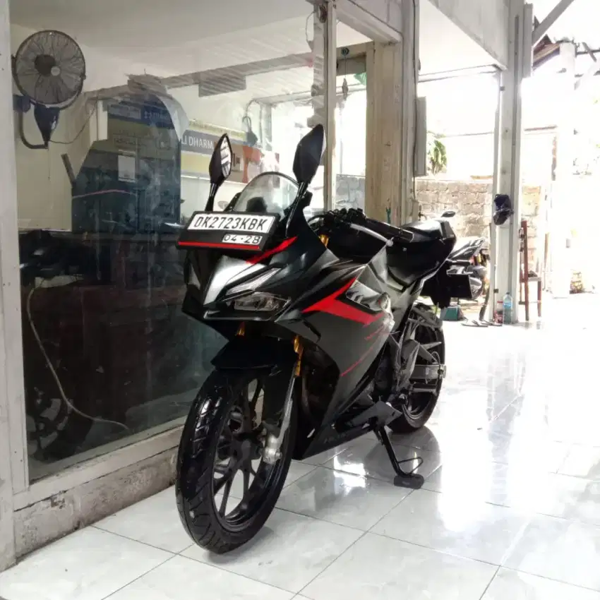 DP 3,5 JT / BUNGA MENETAP 1% MENURUN 2% / HONDA CBR 150 R TAHUN 2022