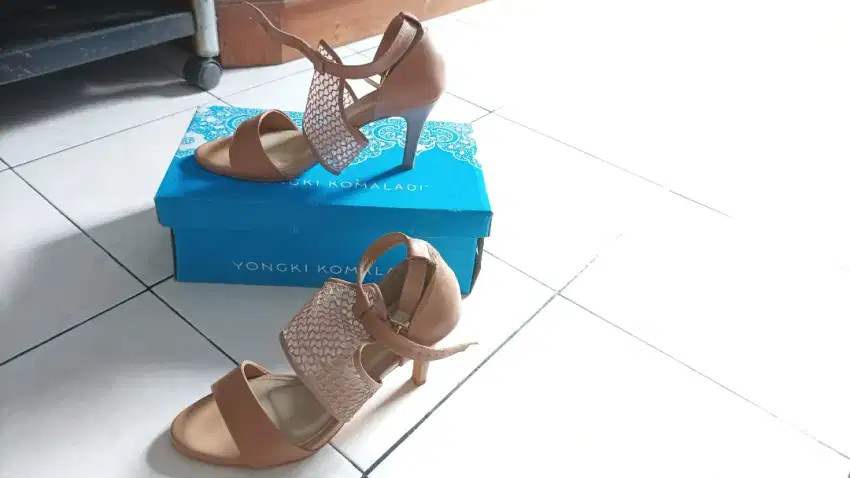 Heels Yongki Komaladi Ori Matahari