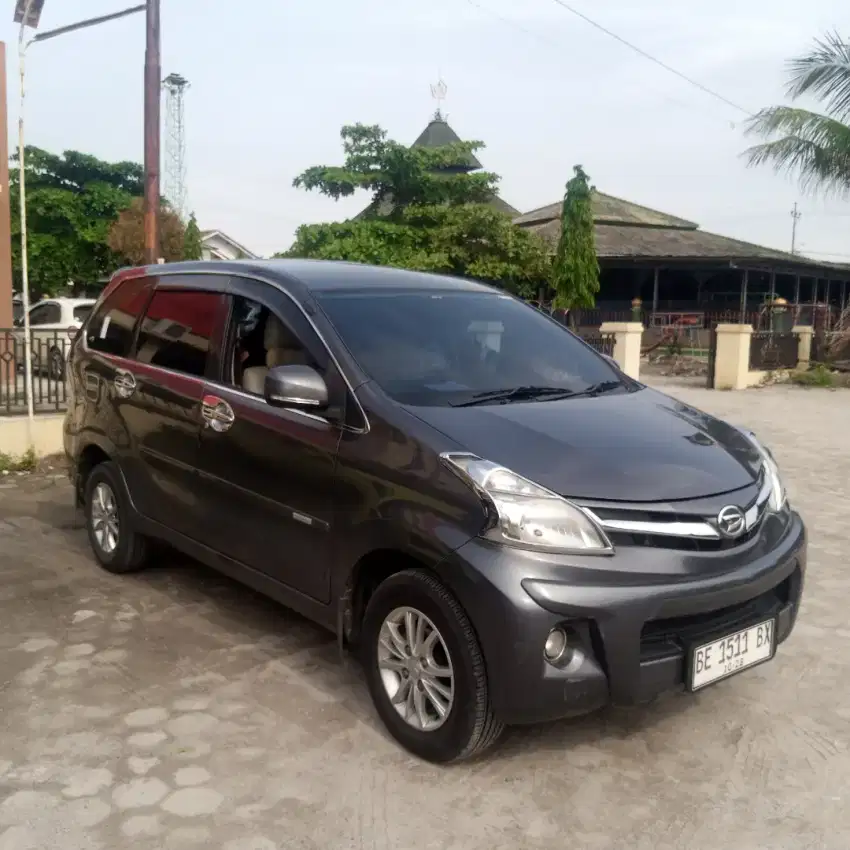 Daihatsu Xenia Sporty 2013