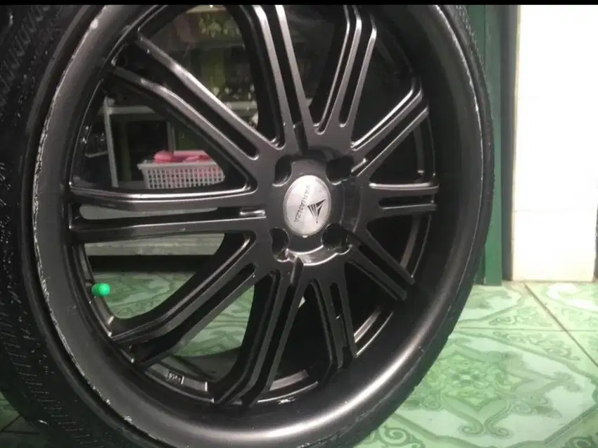 Velg 18 Inch 4 Pcs