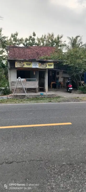 rumah banyumas akses jln raya