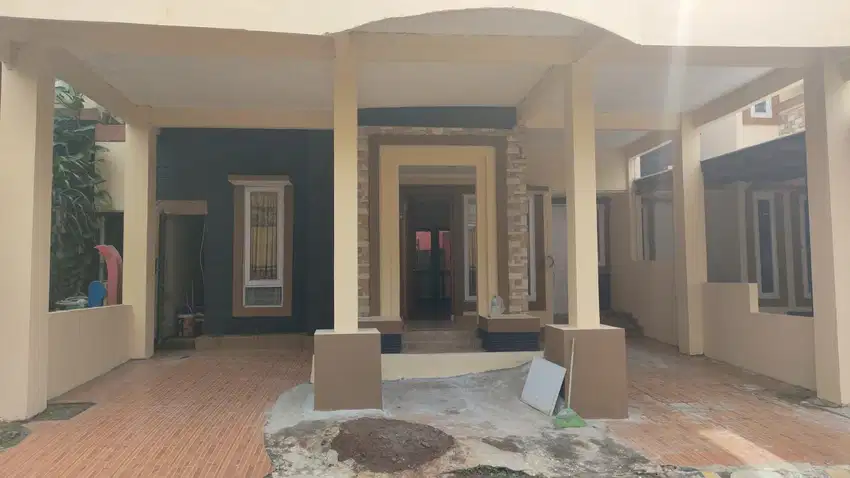 Rumah Dijual Cluster Valencia Graha Raya Bintaro Jaya