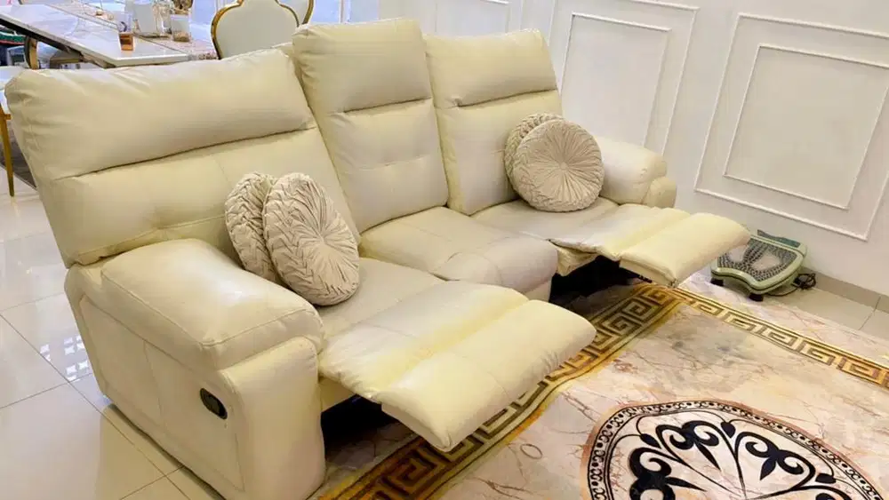 Bismillah di jual sofa reclaning empuk nyaman cocok u ruang kelurga