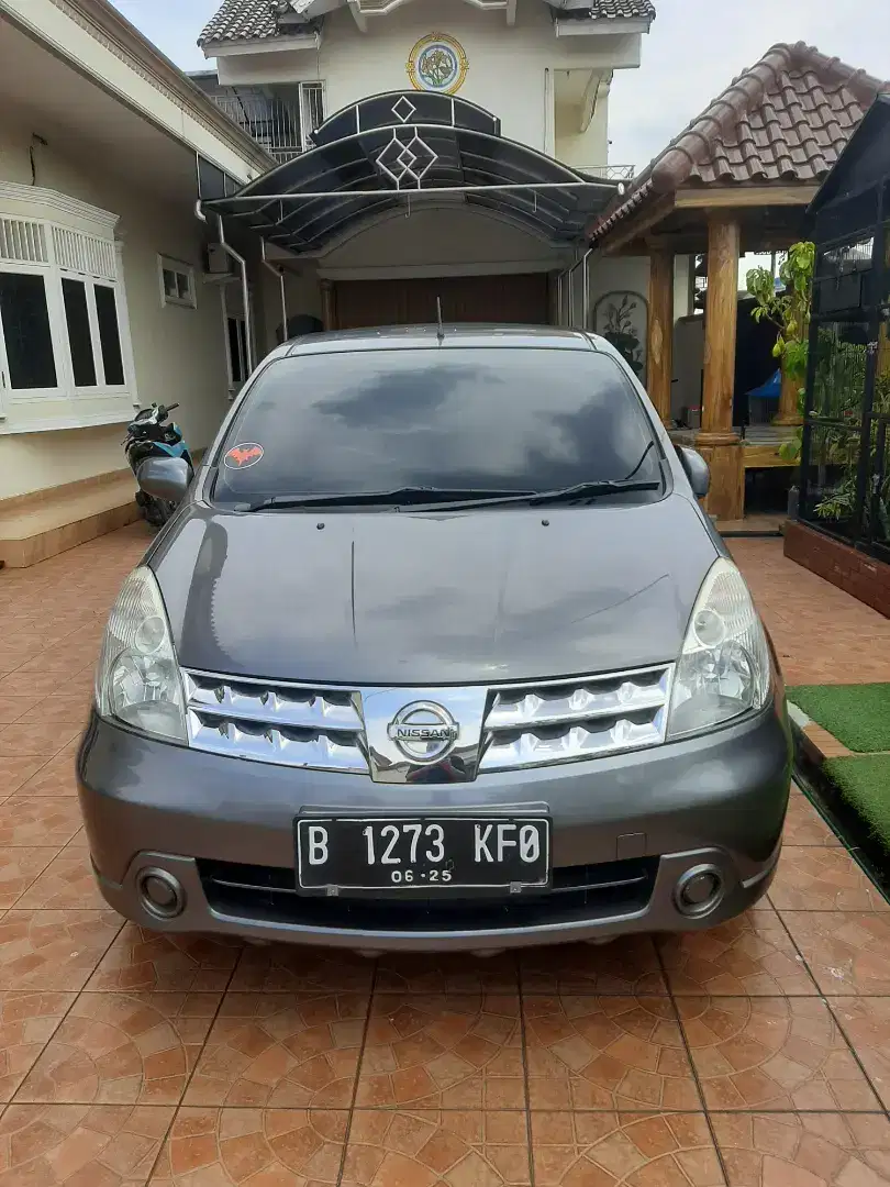 Nissan livina XR MT 2010 original