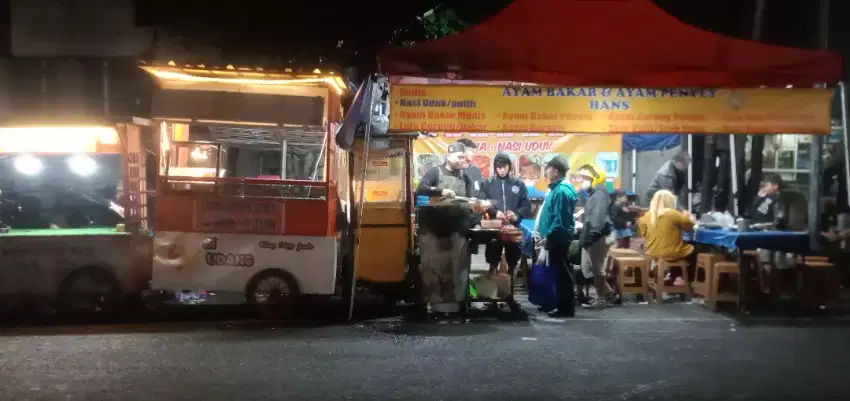 Di jual kepemilikan lapak di lengkong kuliner