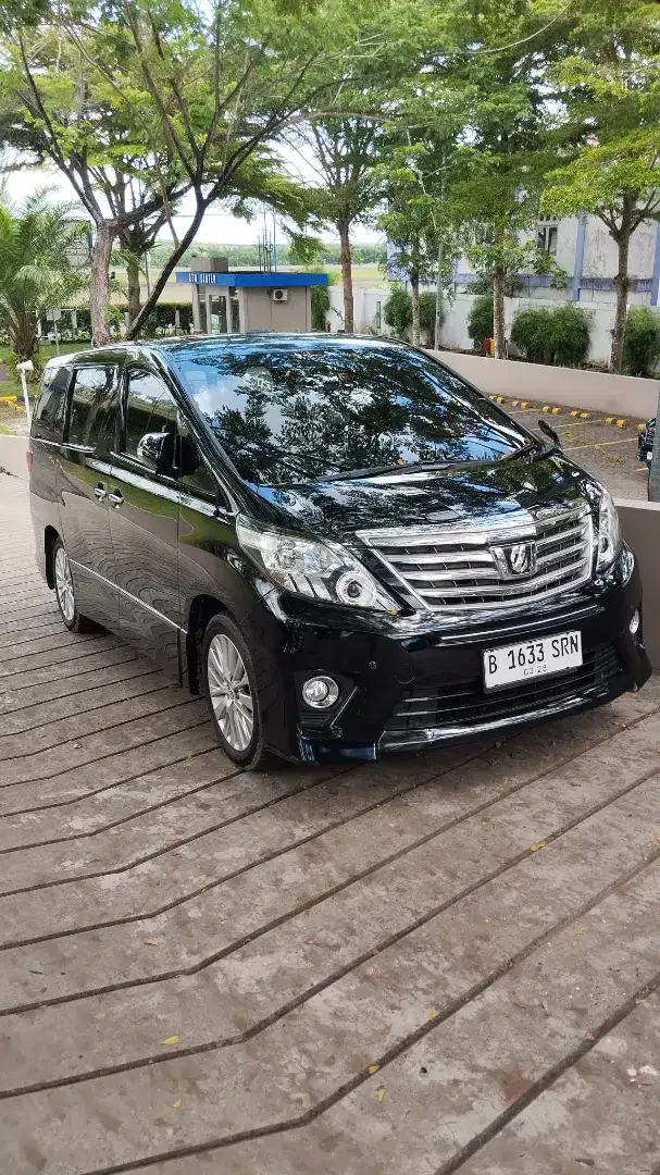 Alphard S Audio less 2012