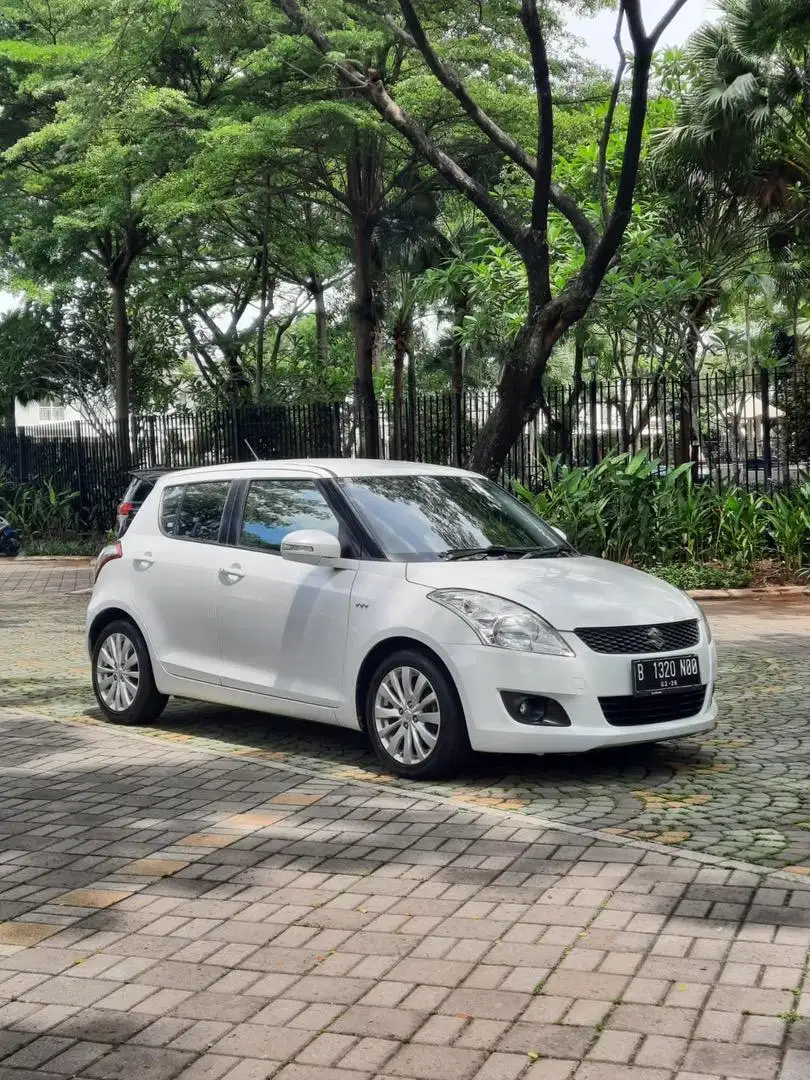 [LOW KM 60rb] Suzuki Swift GX AT 2015