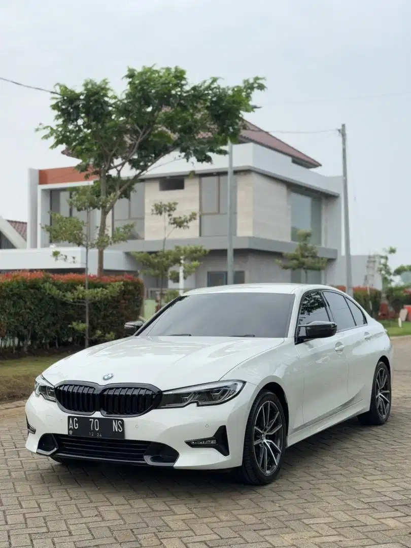 BMW 3 series 320i sport facelift G20 2019