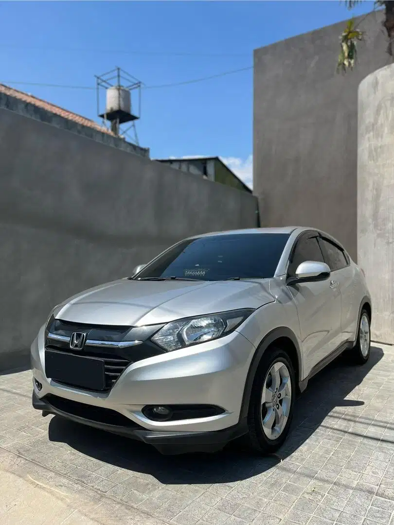 Honda HRV 1.5 E A/T Tahun 2015