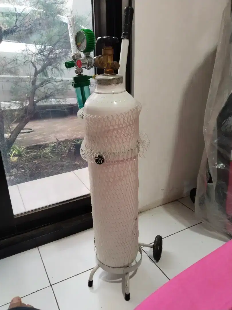 Tabung oksigen 1.5 M3 set bekas seperti baru