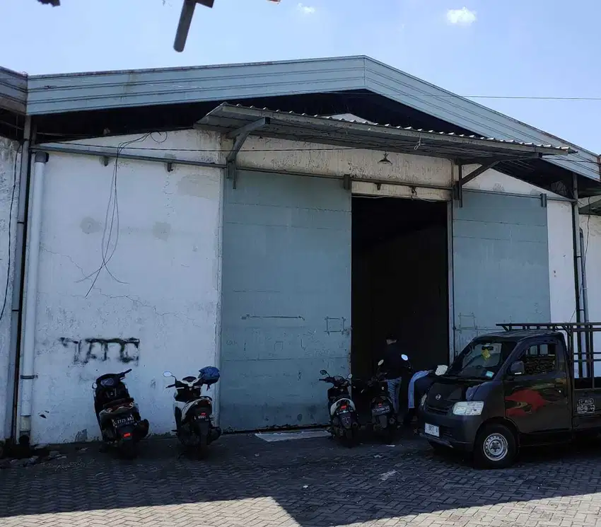 Gudang Bagus SHM di Margomulyo Permai Lokasi Strategis