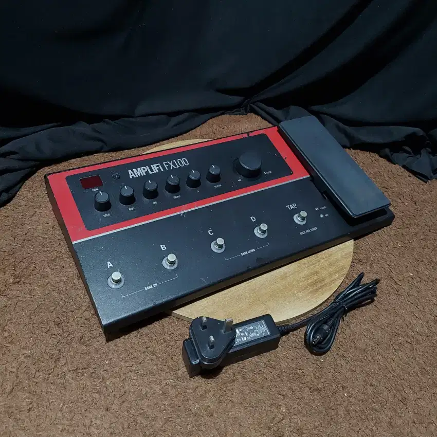 Efek Gitar Line6 AMPLIFi FX100 Guitar Multi Fx Digital Line 6 FX 100