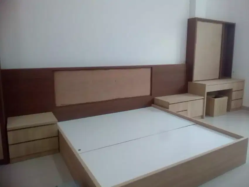 Terima tempahan furniture kitchen set ,divan tempat tidur lemari ,dll