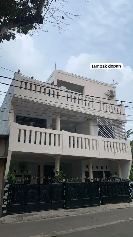 DIJUAL BU CEPAT RUMAH + KOSTAN 3 LANTAI DI BEKASI