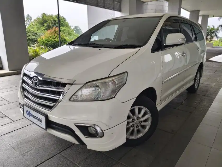 Toyota Kijang Innova 2.0 V Luxury Bensin AT 2014 Putih FBF