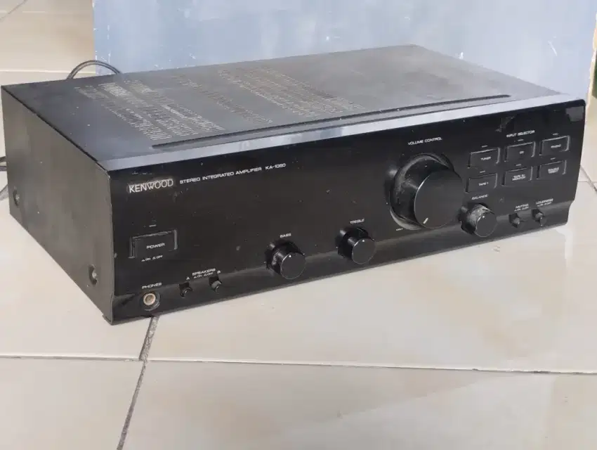 Power amplifier merk Kenwood