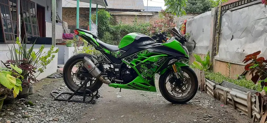 Ninja 250 fi 2013, surat2 lengkap, pajak plat mati.